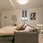 Casa Macoby לקו